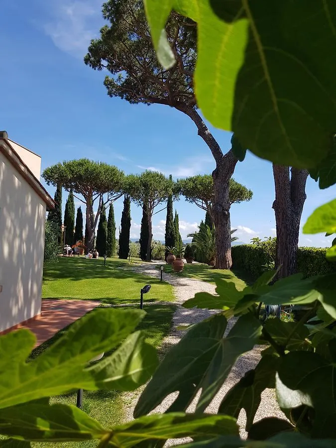 Podere Tre Termini Country Resort Cecina La California